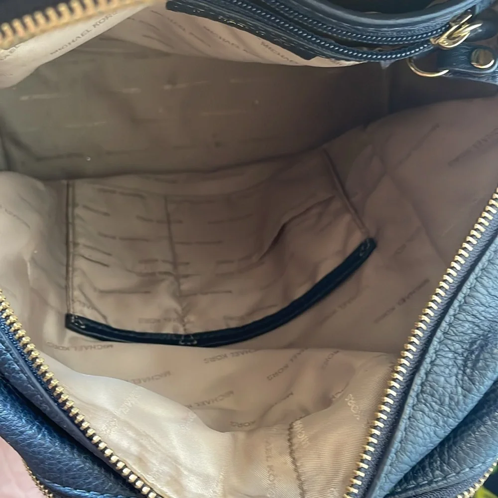 Michael Kors Rhea Zip Backpack Large Pebble Leather Navy Blue EUC - Picture 4 of 16